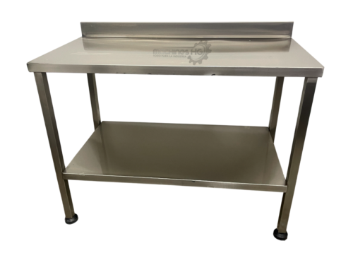 MESA EN ACERO INOXIDABLE CON ENTREPAÑO Y SALPICADERO